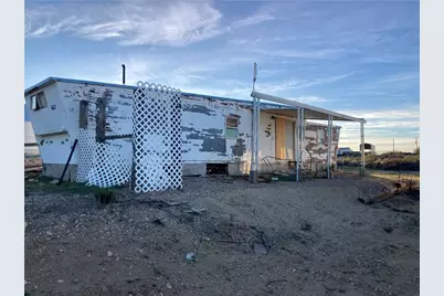 6112 Gladys Dr, Golden Valley, AZ 86413 - Photo 2