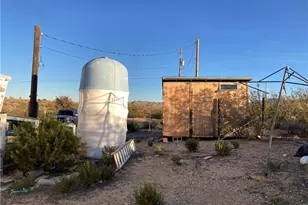 6112 W Gladys Dr, Golden Valley, AZ 86413 - Photo 6