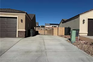 2199 E Brittany Ln, Fort Mohave, AZ 86426 - Photo 2