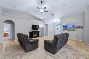 2919 Desert Trail Dr, Bullhead City, AZ 86429 - Photo 10