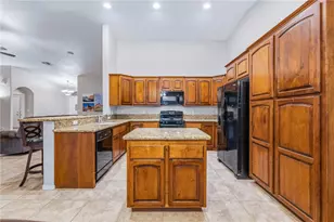 2919 Desert Trail Dr, Bullhead City, AZ 86429 - Photo 14