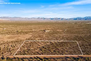 5149 N Dilkon Rd, Golden Valley, AZ 86413 - Photo 1