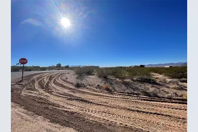 8775 N Ironwood Drive, Kingman, AZ 86401 - Photo 1