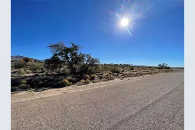 9230 Rio Verde Drive, Kingman, AZ 86401 - Photo 2