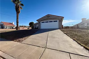 1660 Kyle Ave, Bullhead City, AZ 86442 - Photo 2