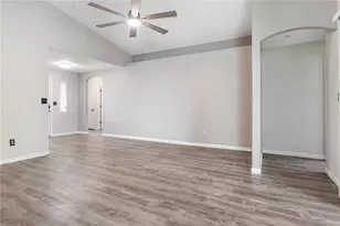 1633 E Segovia Way, Fort Mohave, AZ 86426 - Photo 6