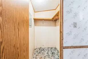 533 S Horn Rd, Golden Valley, AZ 86413 - Photo 18