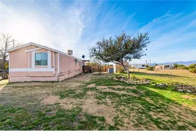 533 S Horn Road, Golden Valley, AZ 86413 - Photo 24