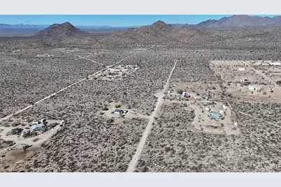 11186 S Bennie Road, Yucca, AZ 86438 - Photo 4