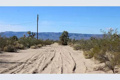 11186 S Bennie Road, Yucca, AZ 86438 - Photo 6