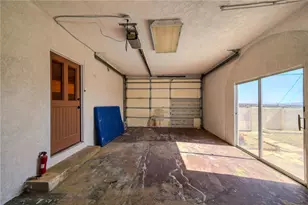 3194 Sycamore Ave, Bullhead City, AZ 86429 - Photo 32