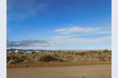 4143 Highway 68, Golden Valley, AZ 86413 - Photo 1