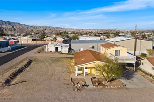 441 Emery Dr, Bullhead City, AZ 86442 - Photo 2