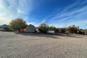 7880 W Shipp Dr, Golden Valley, AZ 86413 - Photo 38