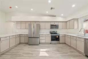 1406 Lakeside Dr, Bullhead City, AZ 86442 - Photo 12