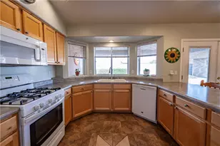 1955 Clint Eastwood Way, Kingman, AZ 86409 - Photo 6