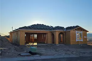 2778 Blueridge Ct, Bullhead City, AZ 86429 - Photo 2