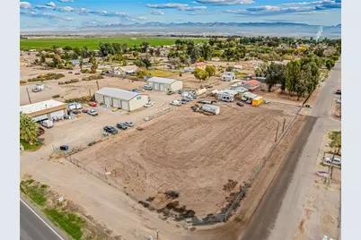 1527 E Cottonwood Lane, Mohave Valley, AZ 86440 - Photo 4