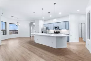 2840 Esmerelda Dr, Bullhead City, AZ 86429 - Photo 10