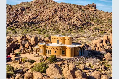 17445 S La Cienega Ranch Road, Yucca, AZ 86438 - Photo 2