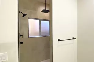 890 Florence Ave, Bullhead City, AZ 86429 - Photo 36