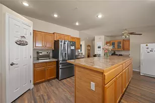 11330 Ali-Chuk Rd, Yucca, AZ 86438 - Photo 10