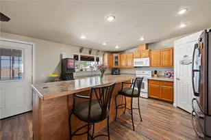 11330 Ali-Chuk Rd, Yucca, AZ 86438 - Photo 8