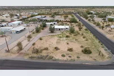 25460 Ochoco Way, Bouse, AZ 85325 - Photo 32