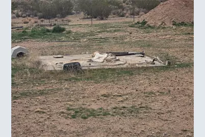 6070 W Gladys Drive, Golden Valley, AZ 86413 - Photo 2