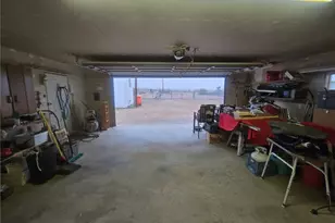 3325 N Bacobi Rd, Golden Valley, AZ 86413 - Photo 22