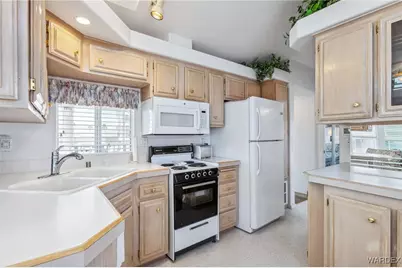 2000 Ramar Road #211, Bullhead City, AZ 86442 - Photo 12