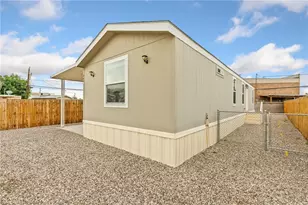 964 Harbor Dr, Bullhead City, AZ 86442 - Photo 2