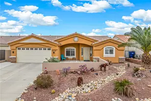 2113 E Desert Lakes Dr, Fort Mohave, AZ 86426 - Photo 2