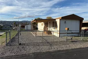 1871 Diamond Dr, Bullhead City, AZ 86442 - Photo 1