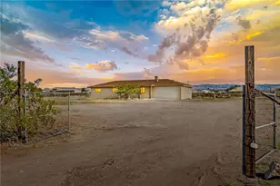 5330 S Calle Del Media, Fort Mohave, AZ 86426 - Photo 2