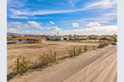 5330 S Calle Del Media, Fort Mohave, AZ 86426 - Photo 12