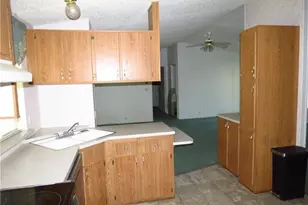 2039 E Lone Star Dr, Mohave Valley, AZ 86440 - Photo 10