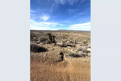 327-02-535 N Turquoise Road, Dolan Springs, AZ 86441 - Photo 2