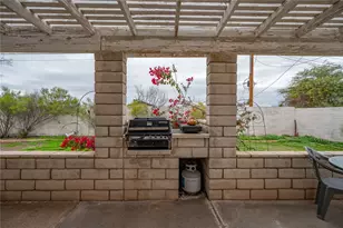 3649 Gem St, Bullhead City, AZ 86442 - Photo 2