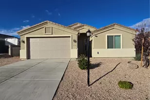 2579 E Estrella Vis, Kingman, AZ 86409 - Photo 2