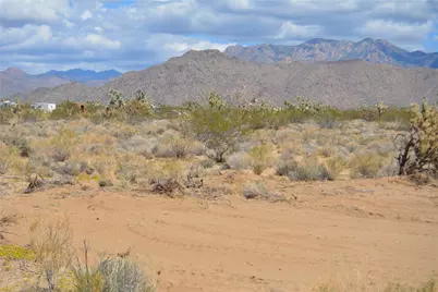 11872 S Date Creek Road, Yucca, AZ 86438 - Photo 76