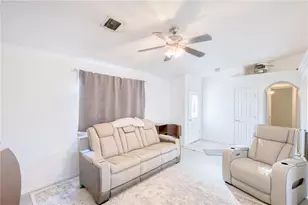 6581 W Morelos Dr, Golden Valley, AZ 86413 - Photo 6