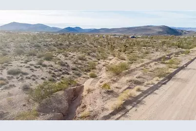 21358 N Spear Boulevard, White Hills, AZ 86445 - Photo 4