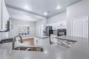 2322 Silverthorne Dr, Bullhead City, AZ 86442 - Photo 16