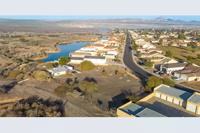3011 Camino Del Rio, Bullhead City, AZ 86442 - Photo 8
