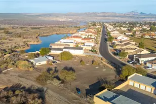 3011 Camino Del Rio, Bullhead City, AZ 86442 - Photo 8