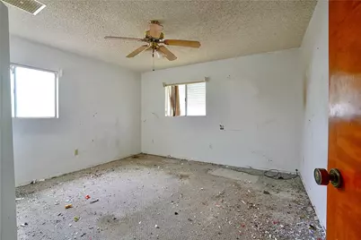 875 Coral Reef Drive, Bullhead City, AZ 86442 - Photo 10