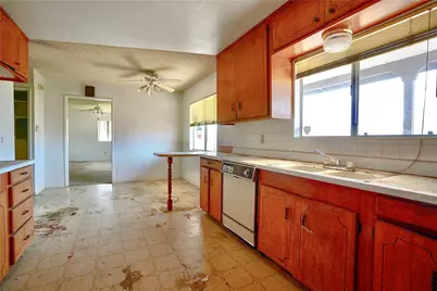 875 Coral Reef Drive, Bullhead City, AZ 86442 - Photo 16