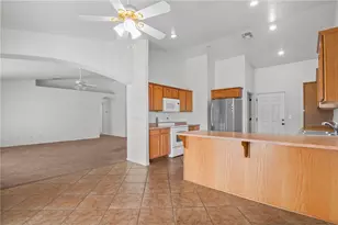 9324 N Vista Dr, Kingman, AZ 86401 - Photo 8