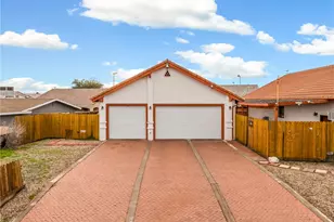 632 Lilac Ln, Bullhead City, AZ 86442 - Photo 4